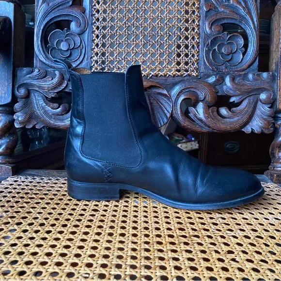 Women’s Frye Black Chelsea Boots - Picture 7 of 14